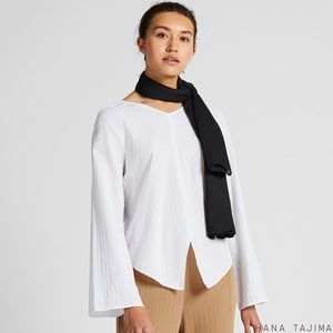 Uniqlo x Hana Tajima V Neck White Blouse